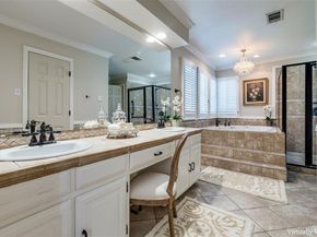 6922  Chevy Chase Avenue , Dallas Texas 75225