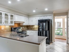 6922  Chevy Chase Avenue , Dallas Texas 75225