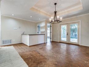 6922  Chevy Chase Avenue , Dallas Texas 75225