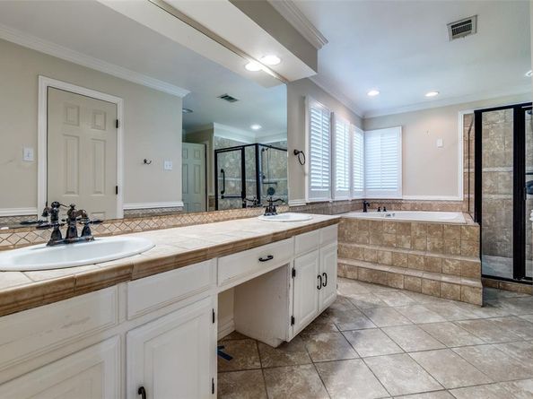 6922  Chevy Chase Avenue , Dallas Texas 75225