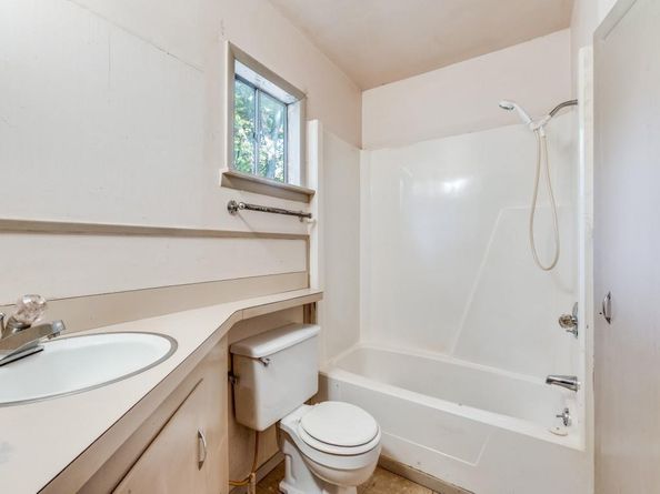 1505  Woods Lane , Haltom City Texas 76117