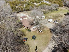 1006 S Clark Road , Cedar Hill Texas 75104