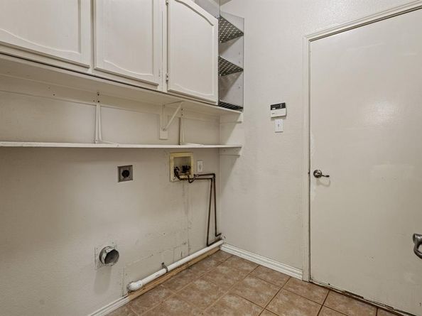 900  Carthage Way , Arlington Texas 76017