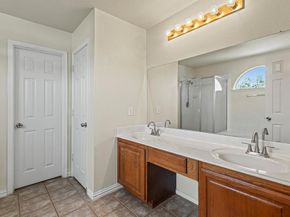 900  Carthage Way , Arlington Texas 76017