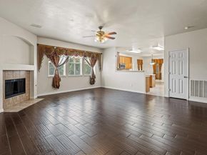 900  Carthage Way , Arlington Texas 76017
