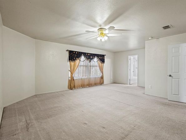 900  Carthage Way , Arlington Texas 76017