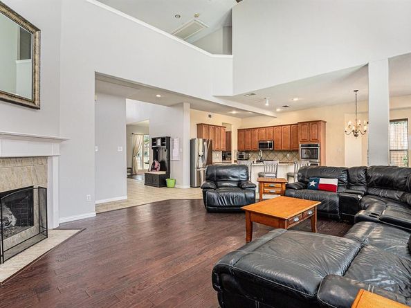 5717  Almond Lane , Fort Worth Texas 76244