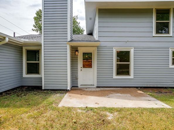 1233  Nicole Way , Fort Worth Texas 76028