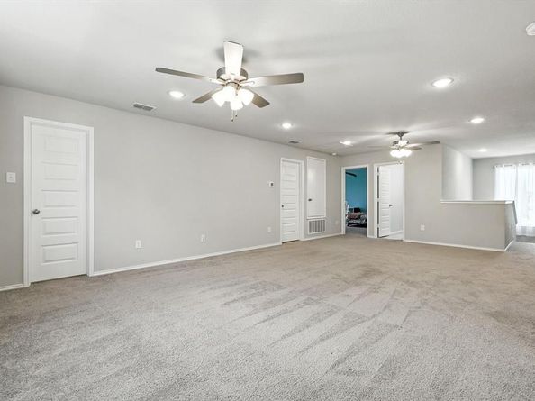 1644  Hinckley Avenue , Providence Village Texas 76227