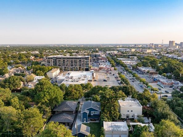 5711  Belmont Avenue , Dallas Texas 75206