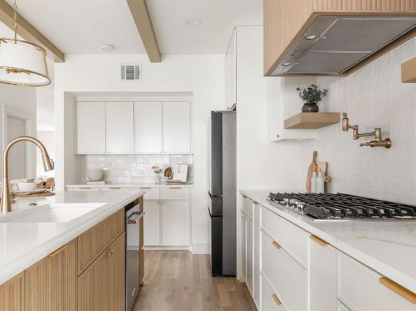 5711  Belmont Avenue , Dallas Texas 75206