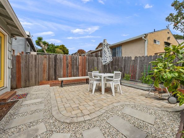 1438 Merced Street, Richmond CA 94804
