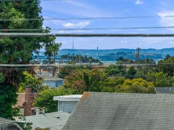 1438 Merced Street, Richmond CA 94804