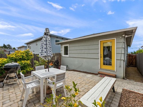 1438 Merced Street, Richmond CA 94804