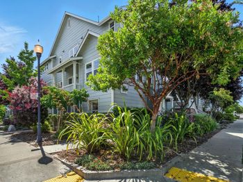 2004 Northshore Drive