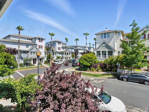 2004 Northshore Drive, Richmond CA 94804