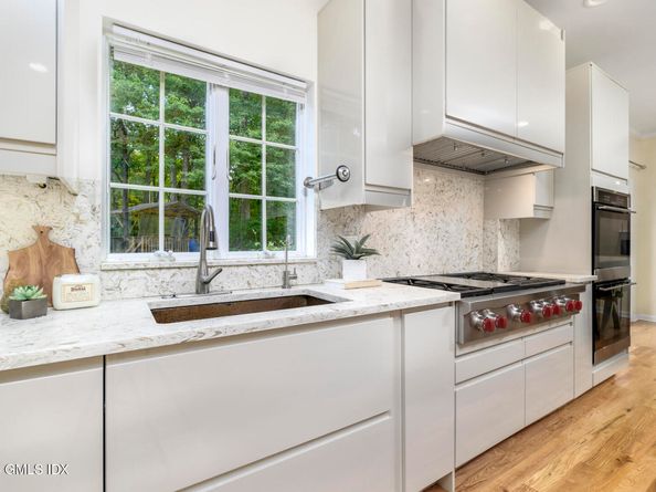 185 Interlaken Road, Stamford CT 06903