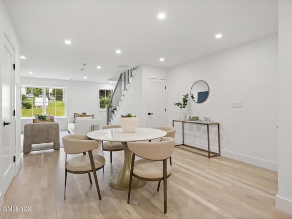 26 Homestead Lane, Greenwich CT 06831