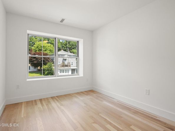 26 Homestead Lane, Greenwich CT 06831