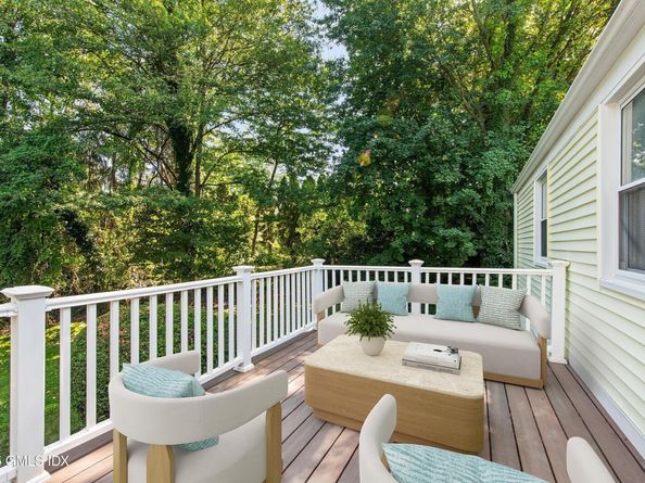 48 Meyer Place, Riverside CT 06878