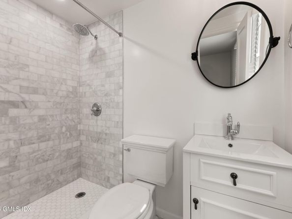 48 Meyer Place, Riverside CT 06878