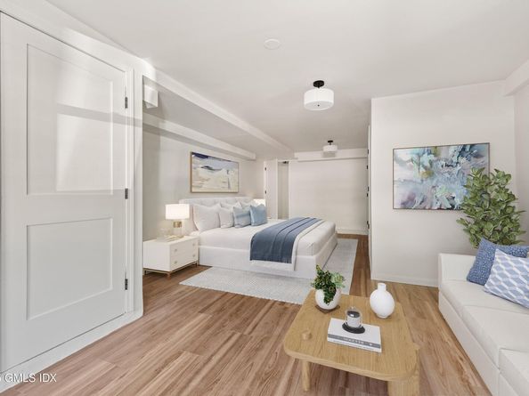 48 Meyer Place, Riverside CT 06878