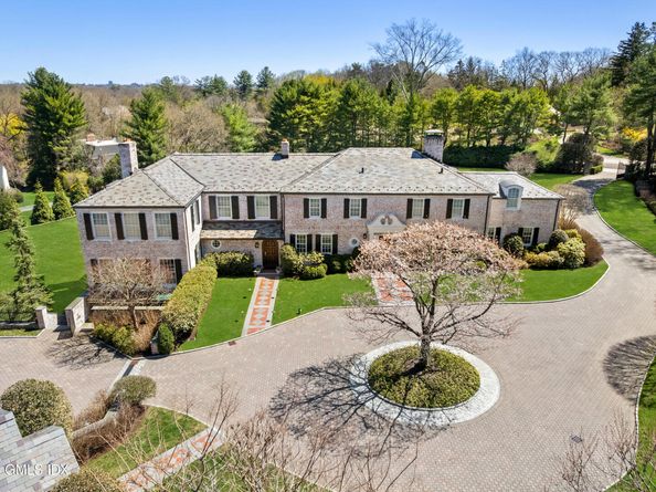 19 Hawkwood Lane, Greenwich CT 06830