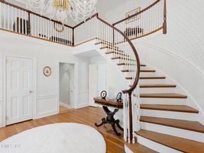 19 Hawkwood Lane, Greenwich CT 06830
