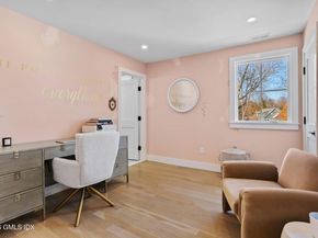 10 Lockwood Road, Riverside CT 06878