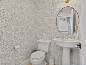 10 Lockwood Road, Riverside CT 06878