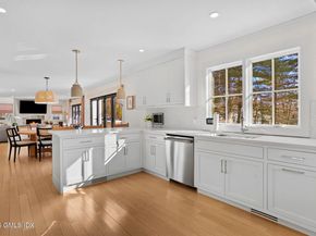 10 Lockwood Road, Riverside CT 06878