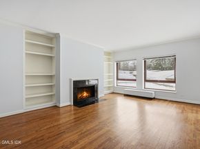 1 Milbank Avenue 1A, Greenwich CT 06830