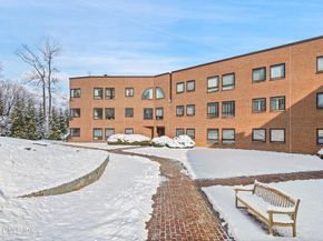 1 Milbank Avenue 1A, Greenwich CT 06830