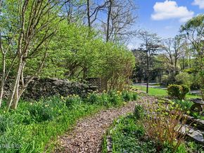 14 Upland Drive, Greenwich CT 06831