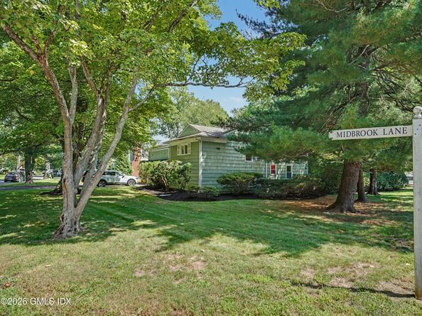 1 Midbrook Lane, Old Greenwich CT 06870