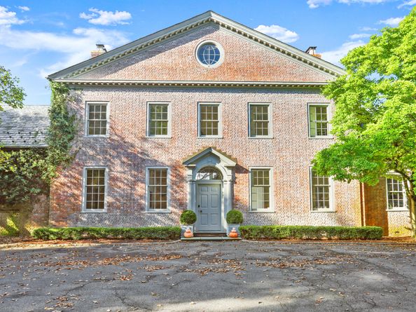 188 Round Hill Road, Greenwich CT 06831