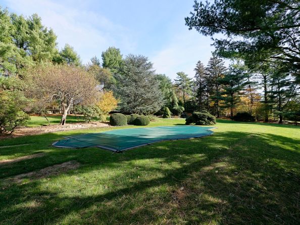 188 Round Hill Road, Greenwich CT 06831