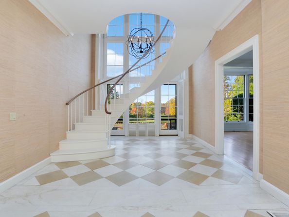 188 Round Hill Road, Greenwich CT 06831