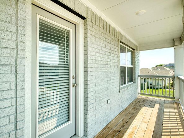 10001 Dalliance LN, Manor TX 78653