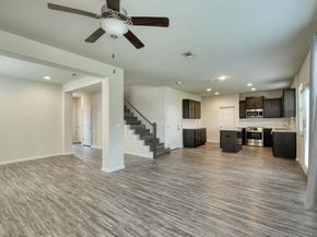 10001 Dalliance LN, Manor TX 78653