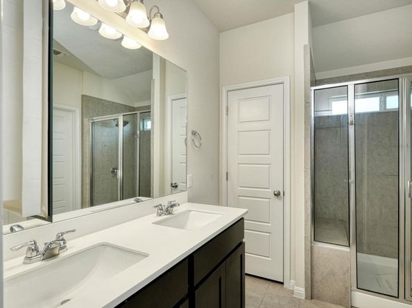 10001 Dalliance LN, Manor TX 78653