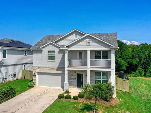 10001 Dalliance LN, Manor TX 78653