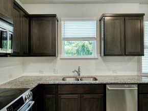 10001 Dalliance LN, Manor TX 78653
