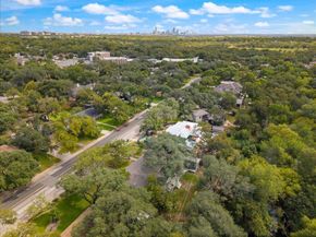 5904 Shoal Creek BLVD, Austin TX 78757