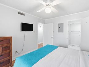 113 World Of Tennis SQ, Lakeway TX 78738