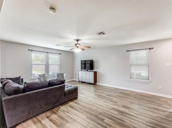 74 Jan LN, Georgetown TX 78626
