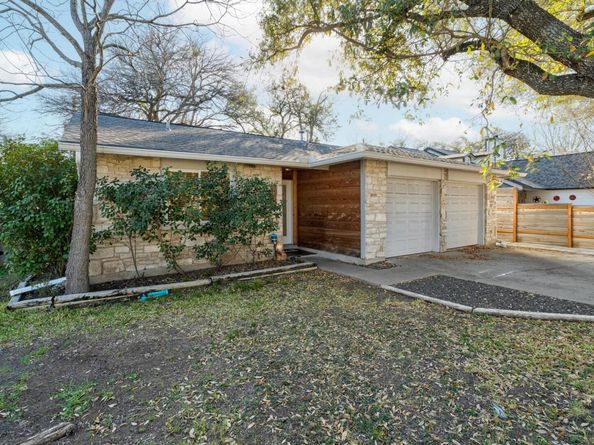 2801 Crownspoint DR, Austin TX 78748