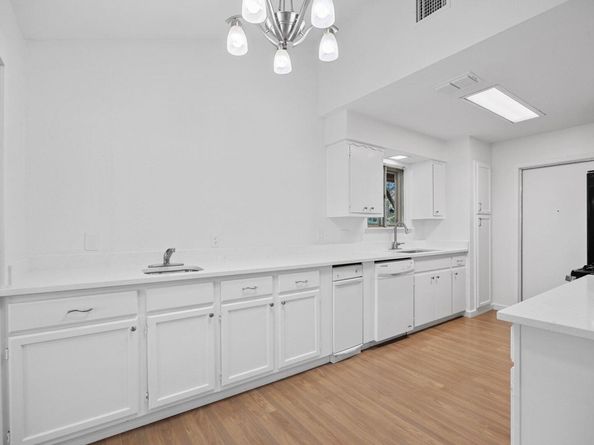 11811 Barrington WAY, Austin TX 78759