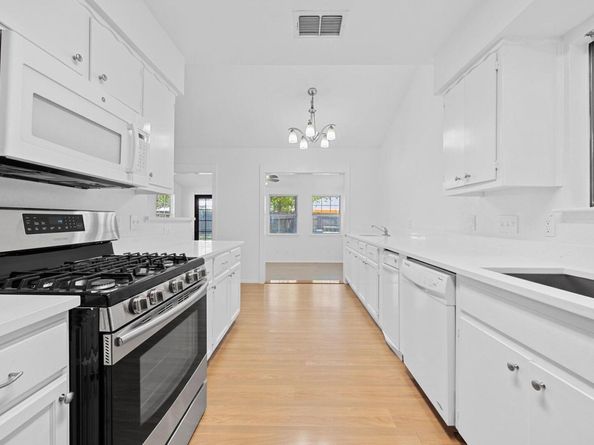 11811 Barrington WAY, Austin TX 78759