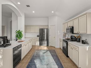 4111 Flintwood LN, Round Rock TX 78665